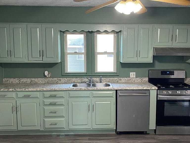 5225 Chain Of Rocks Rd - Photo 2 of 19