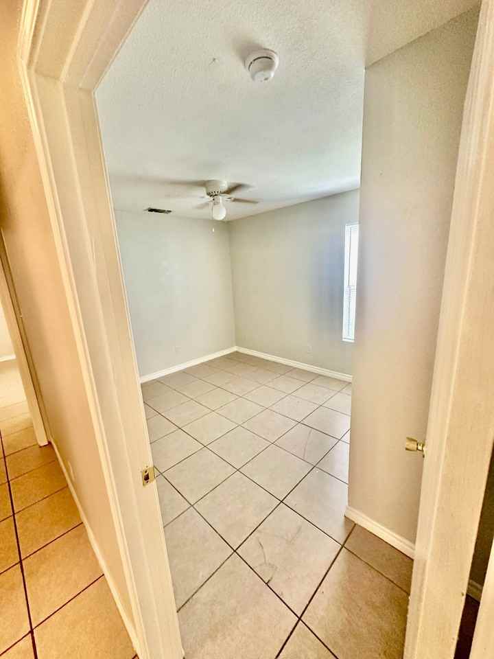 13147 Independence Ave - Photo 5 of 12