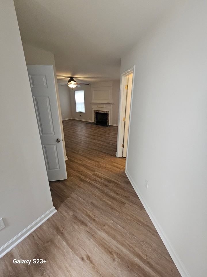 304 Oak Cove Dr - Photo 4 of 28