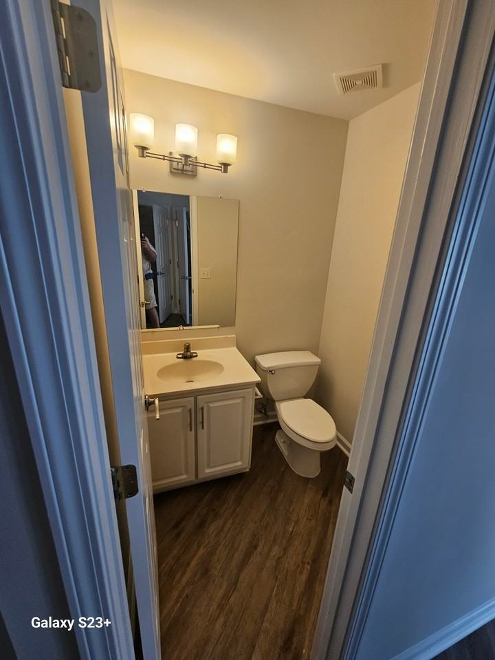 304 Oak Cove Dr - Photo 6 of 28