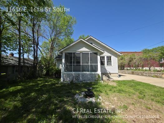 11616 E 16th St S - Photo 2 of 11