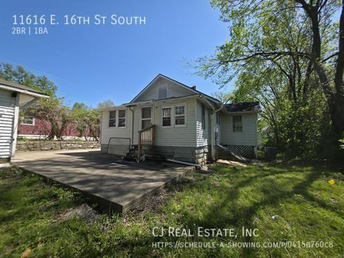 11616 E 16th St S - Photo 3 of 11