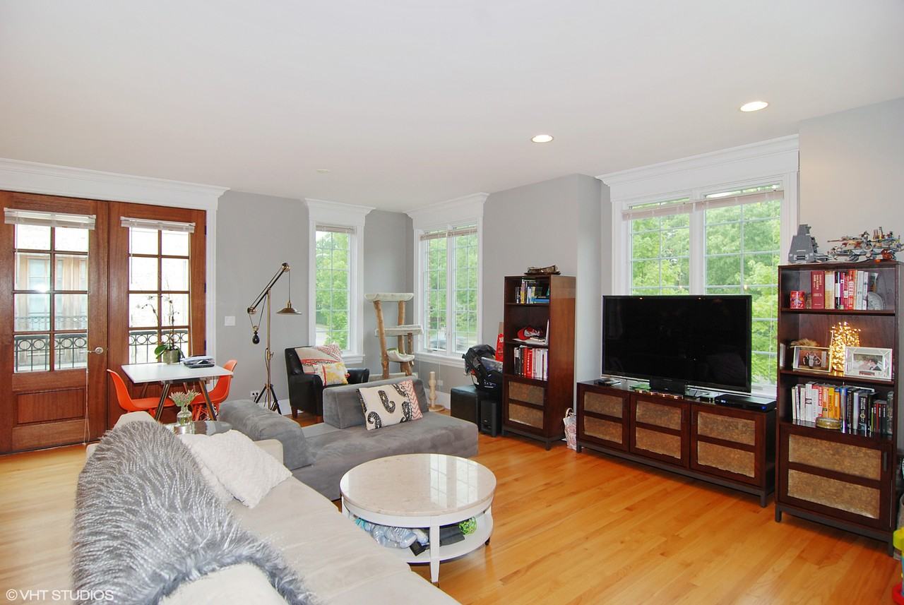 829 S La Grange Rd #B - Photo 4 of 24