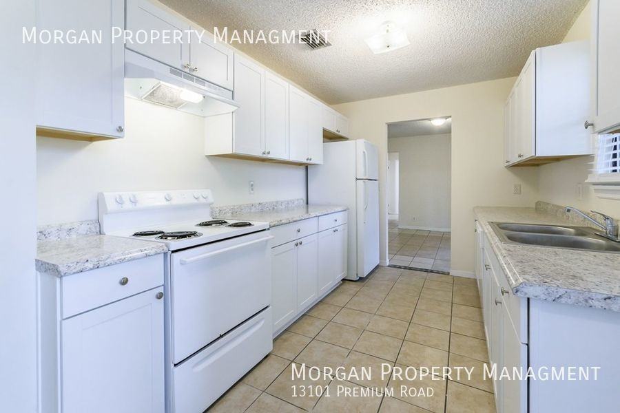 13101 Premium Rd - Photo 6 of 20