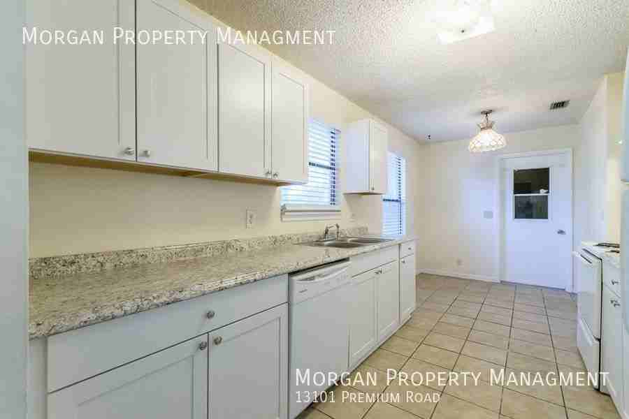 13101 Premium Rd - Photo 7 of 20