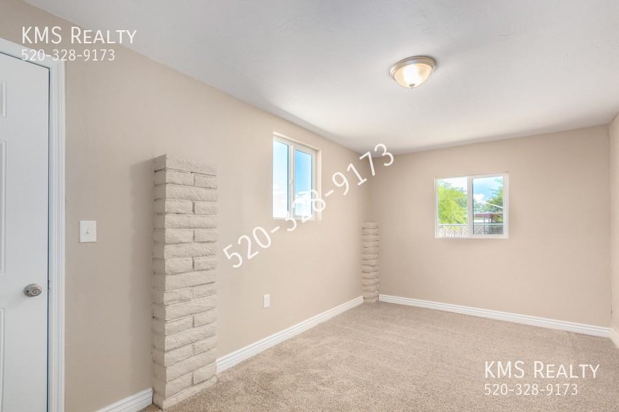 2956 W Maxine Cir - Photo 7 of 28