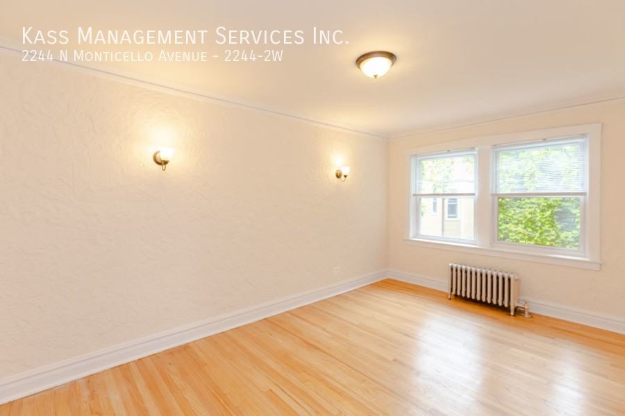 2244 N Monticello Ave #2244-2W - Photo 4 of 9