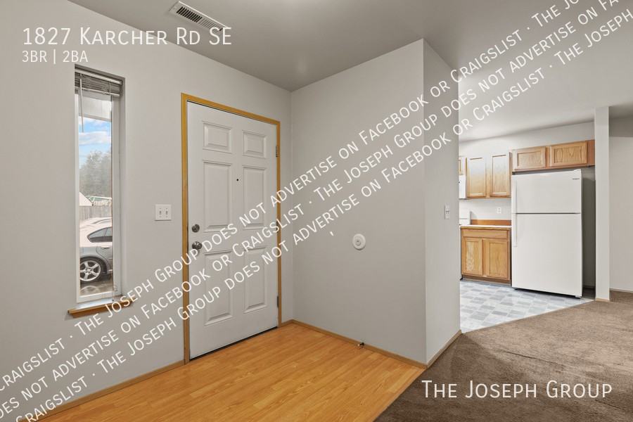 1827 Karcher Rd Se - Photo 2 of 33