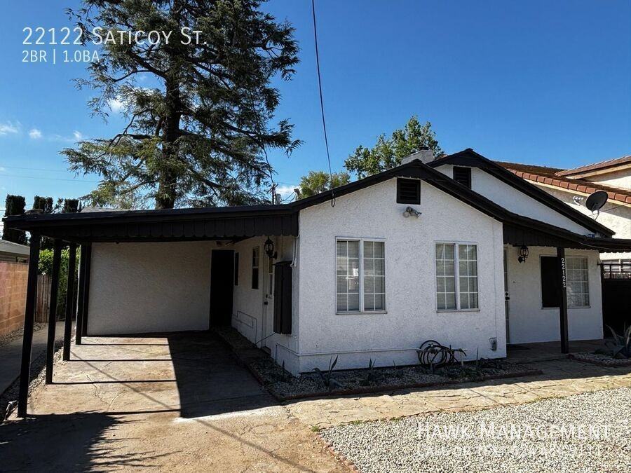 22122 Saticoy St