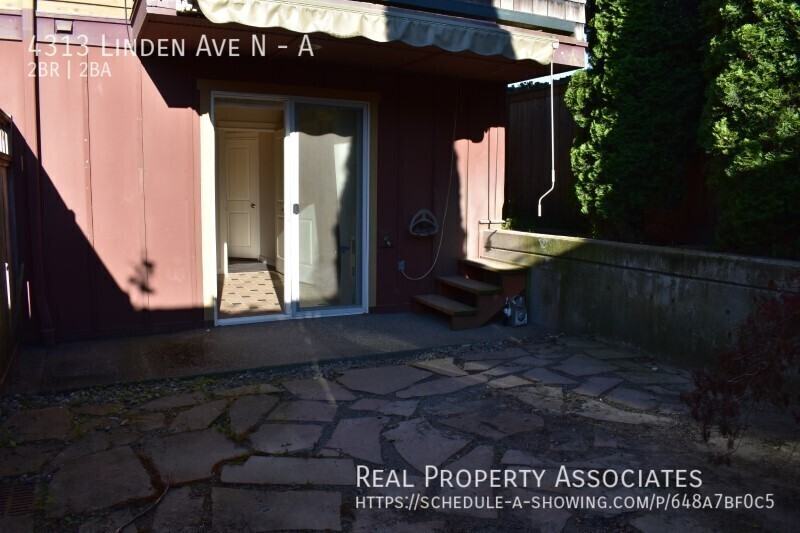 4313 Linden Ave N #A - Photo 6 of 28