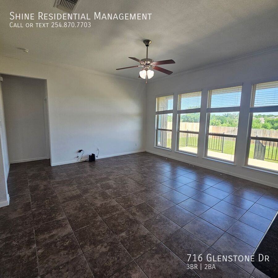 716 Glenstone Dr - Photo 3 of 12