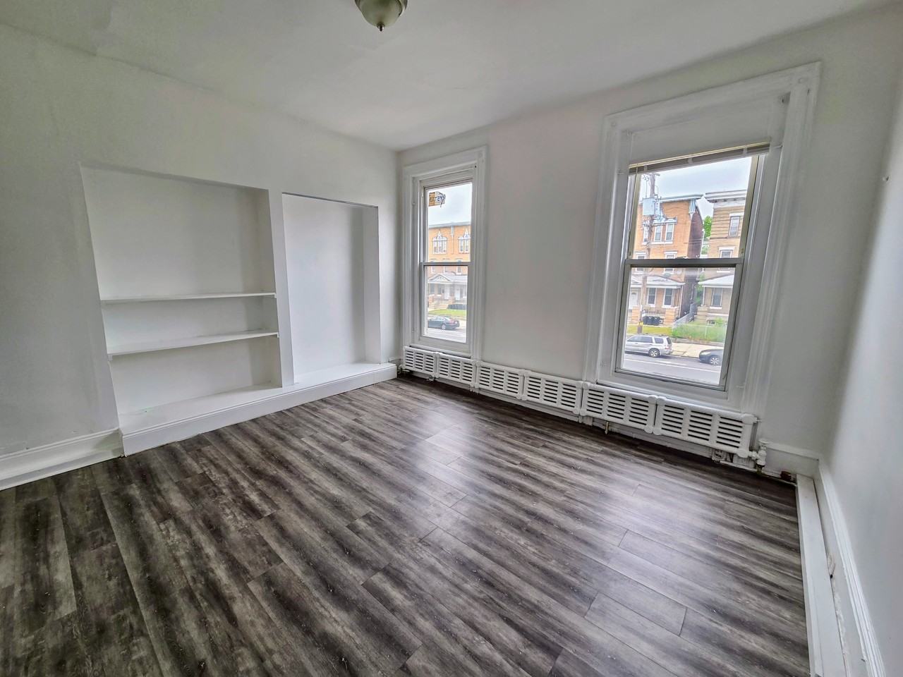 1302 W Allegheny Ave #2F - Photo 4 of 9