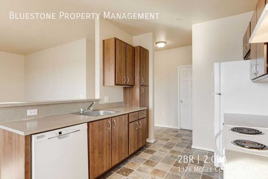 1326 Mcgee Ct Ne #201 - Photo 7 of 41