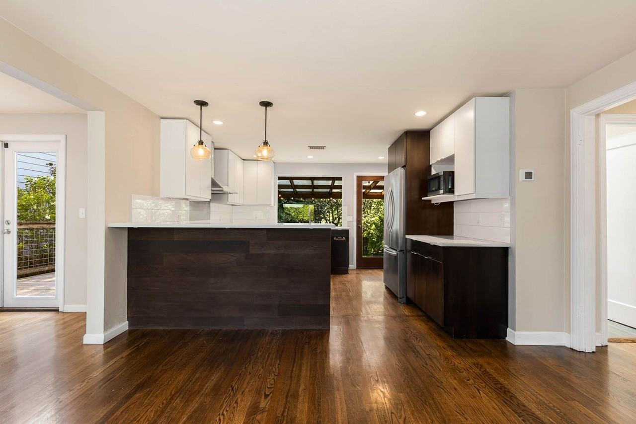 11715 3rd Ave Nw - Photo 5 of 19