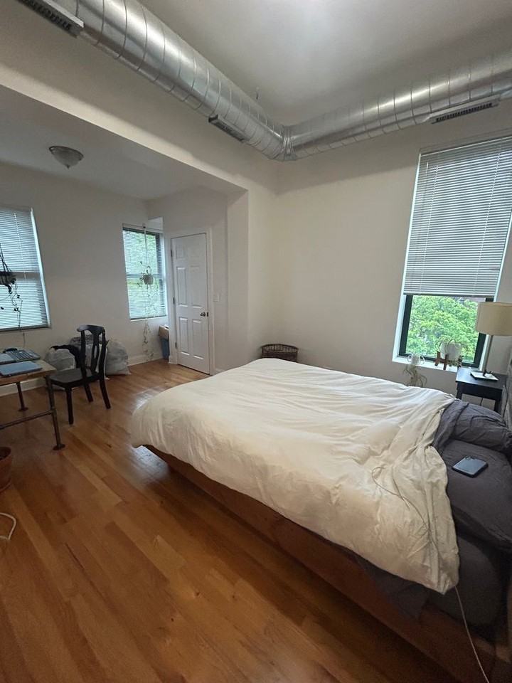 2559 W North Ave #3R - Photo 6 of 11