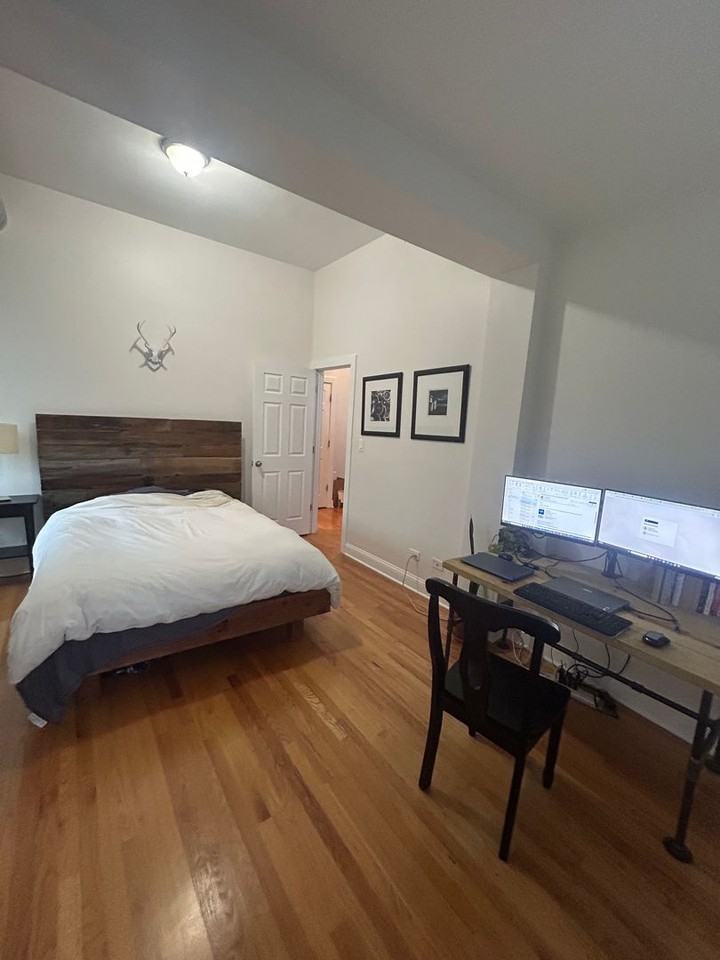 2559 W North Ave #3R - Photo 7 of 11