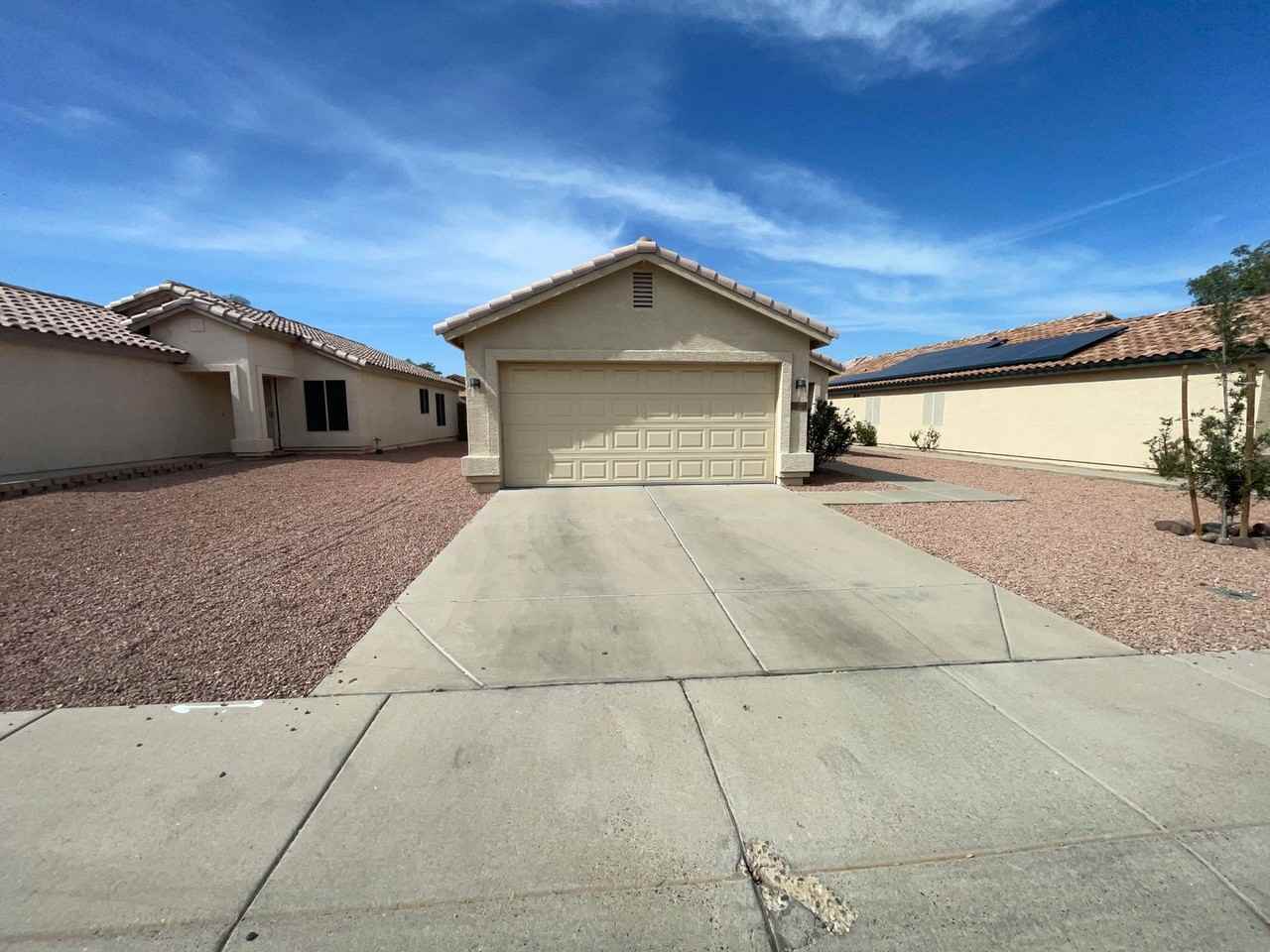 12220 W Rosewood Dr - Photo 2 of 20