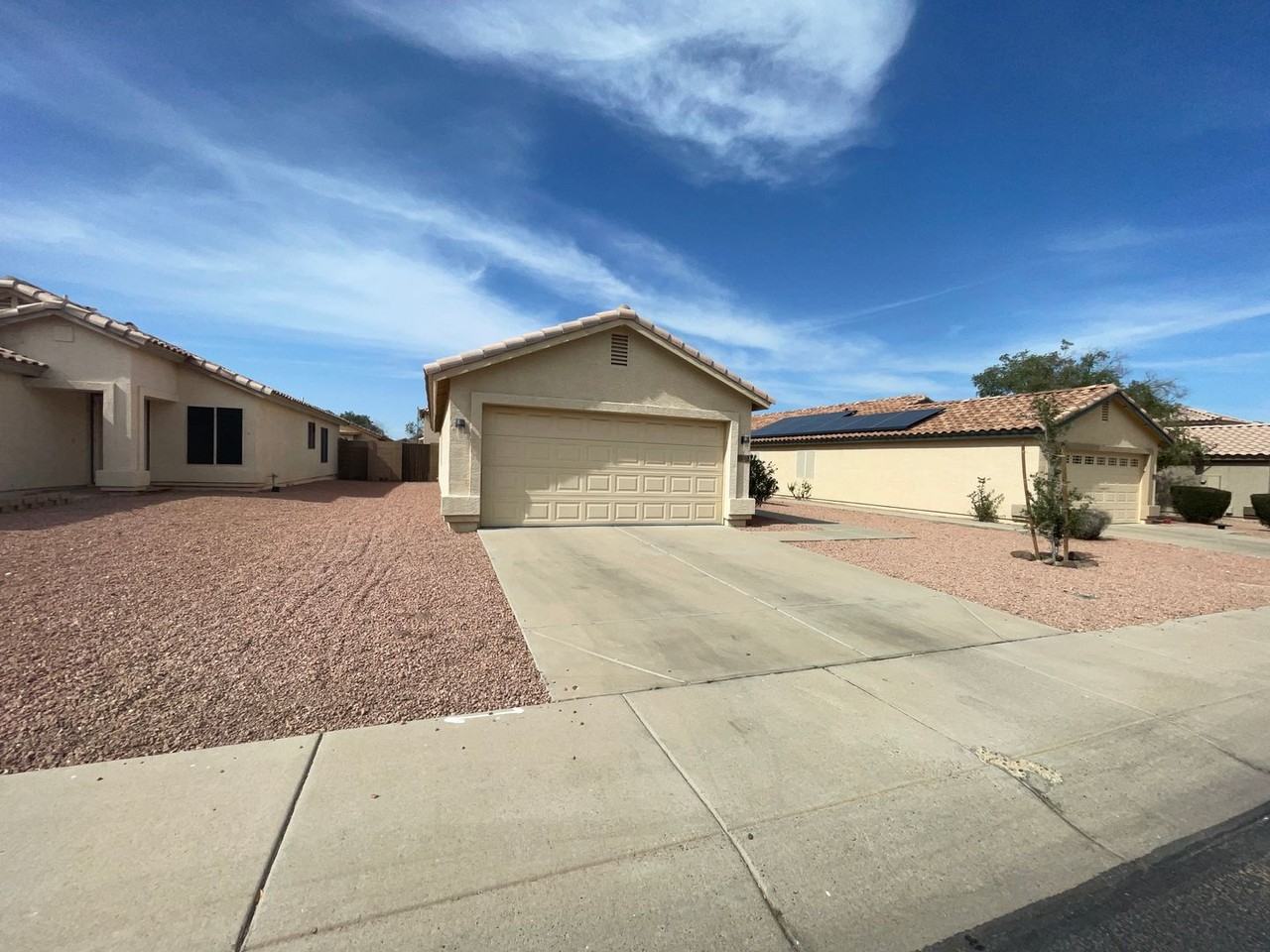 12220 W Rosewood Dr - Photo 3 of 20