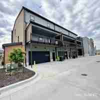 featured image of 2913 N Oak Trfy #3003