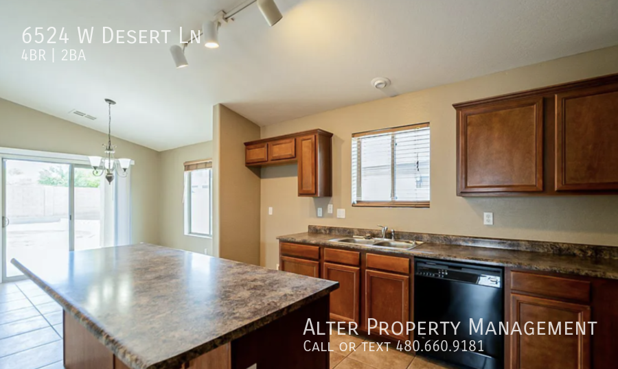 6524 W Desert Ln - Photo 4 of 11