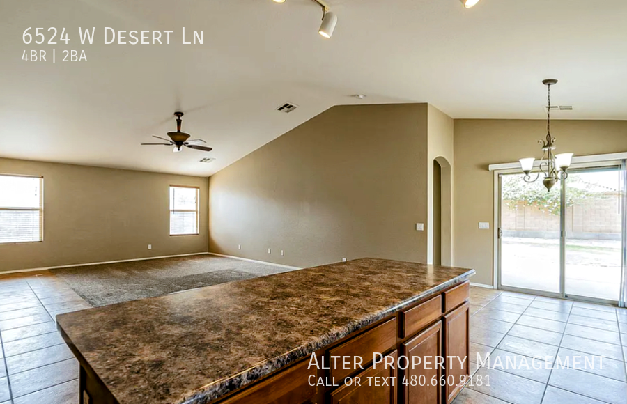 6524 W Desert Ln - Photo 5 of 11