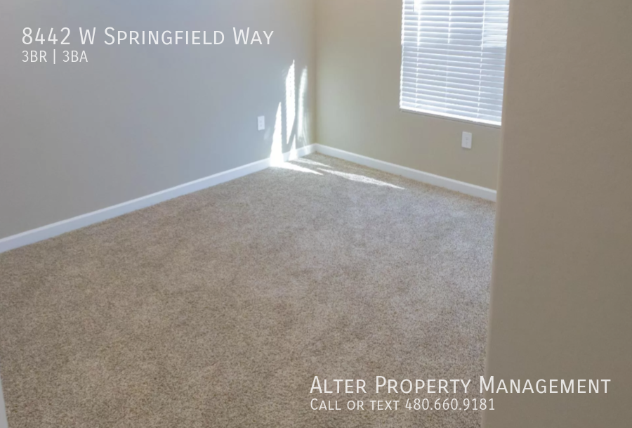 8442 W Springfield Way - Photo 6 of 32