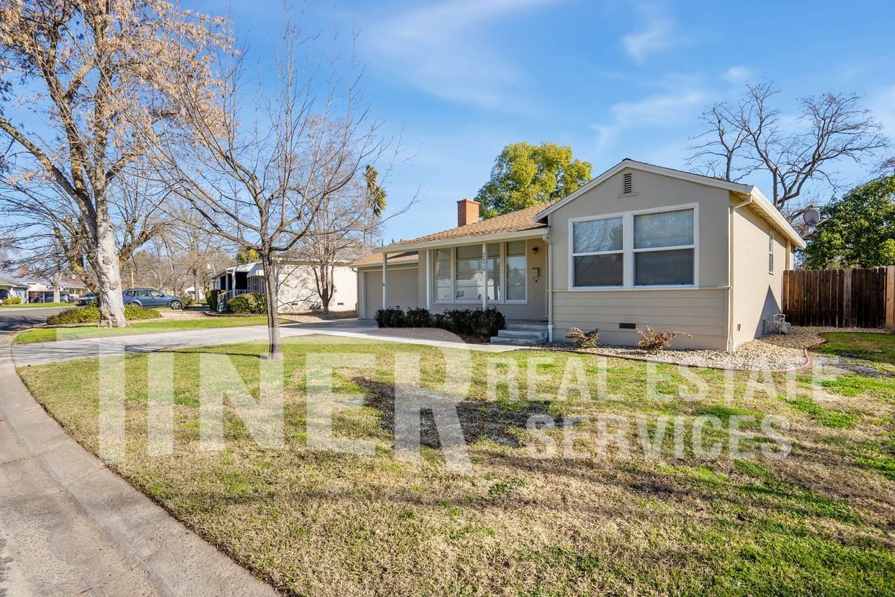 2520 Cambon Way - Photo 5 of 19