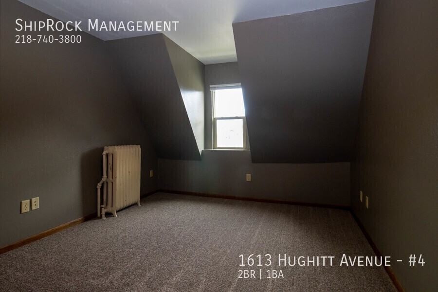 1613 Hughitt Ave #4 - Photo 4 of 13