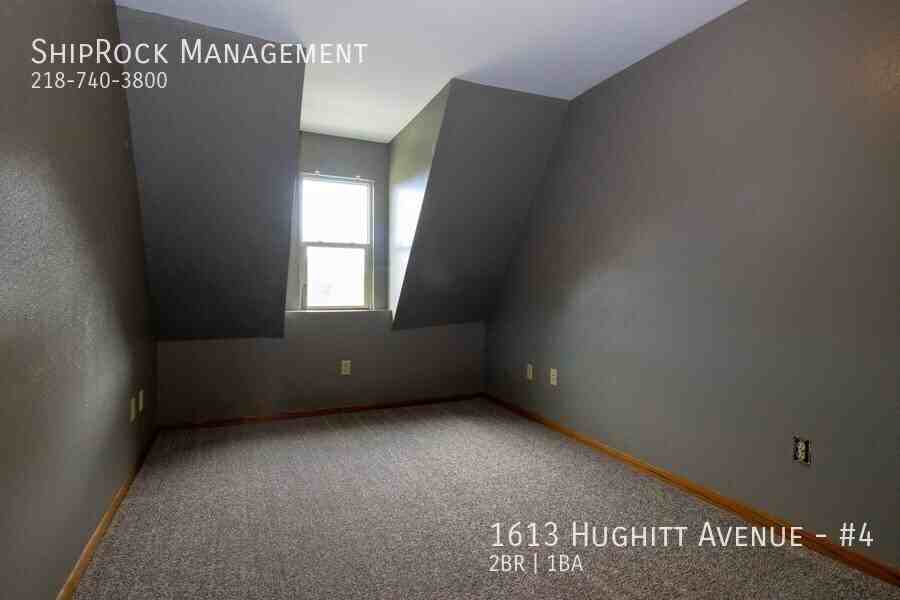 1613 Hughitt Ave #4 - Photo 6 of 13