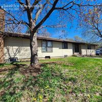 featured image of 426 9th Ave S #2
