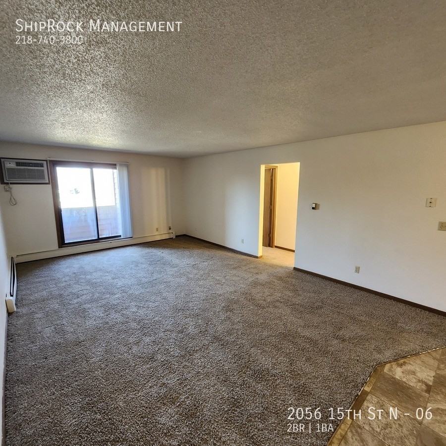 2056 15th St N #06 - Photo 2 of 15