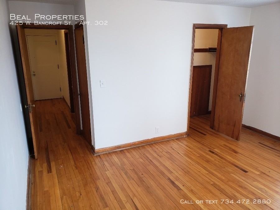 425 W Bancroft St #302 - Photo 4 of 9