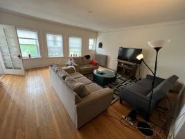 featured image of 2537 N Farwell Ave