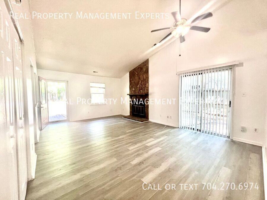 723 Cricketwood Ln - Photo 4 of 9