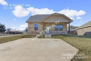 901 N Barrett Ave - Photo 1 of 1