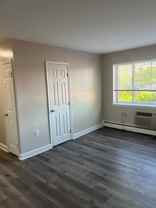 GLENDALE TERRACE APARTMENTS @ Huntington Station - Photo 1 of 1