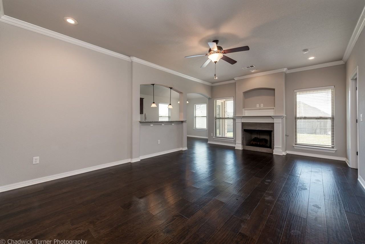 1001 Gardenia St - Photo 4 of 17
