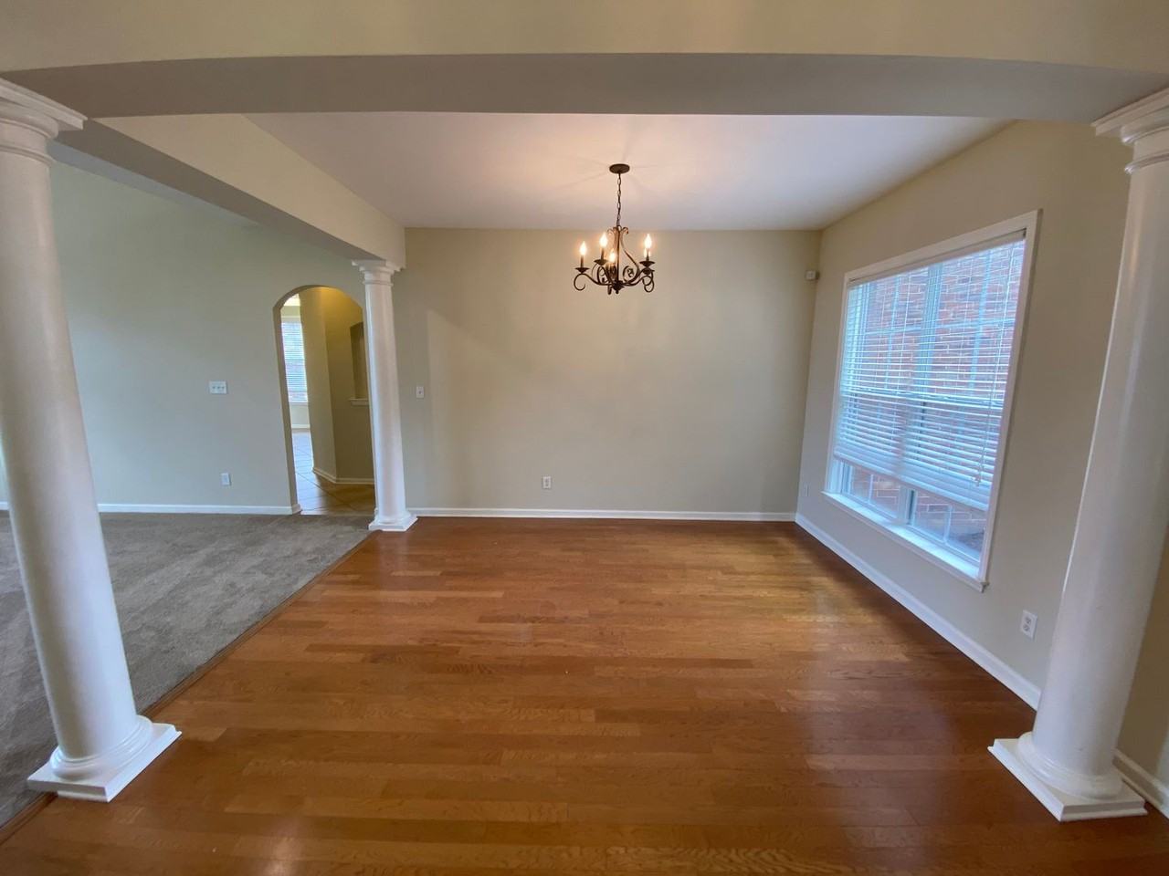 8262 Old Brownsville Rd - Photo 4 of 39