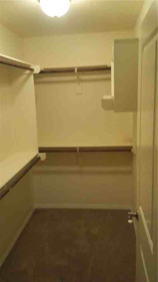 649 N Longfellow Ln - Photo 7 of 9