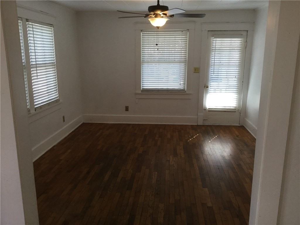 224 W Watson St - Photo 7 of 13