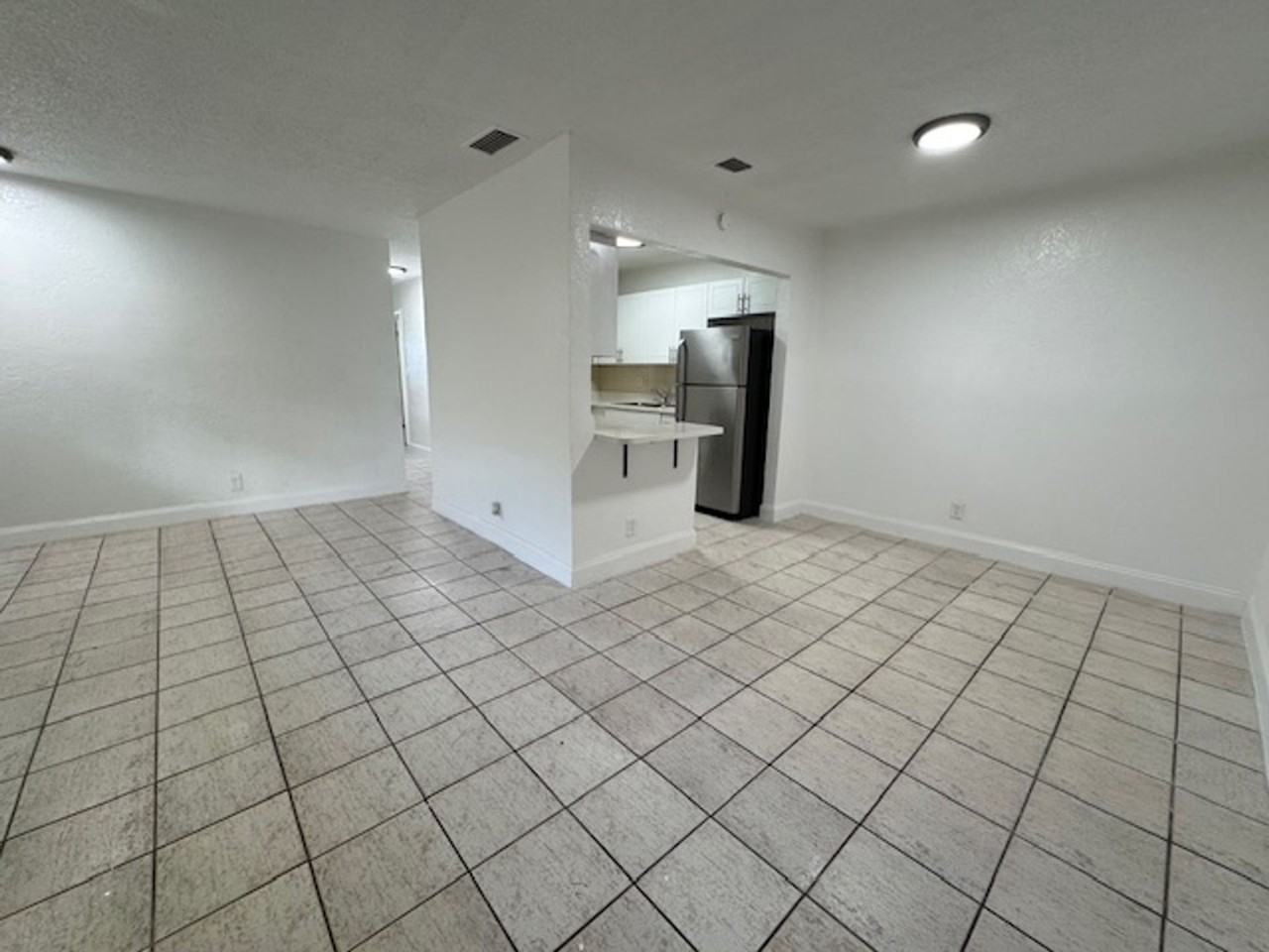 511 Banks Rd Margate, FL 33063 - Photo 6 of 10