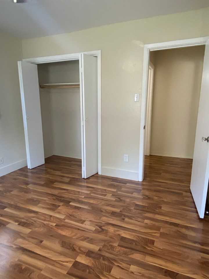 3432 Sw Brendan Ave - Photo 2 of 16