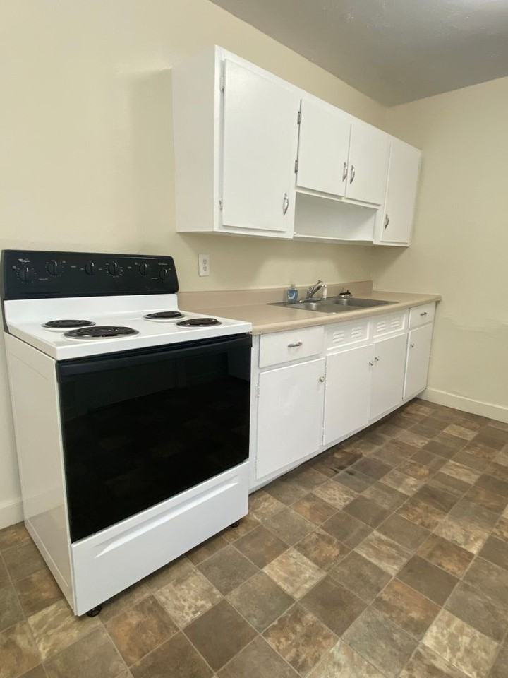 3432 Sw Brendan Ave - Photo 6 of 16