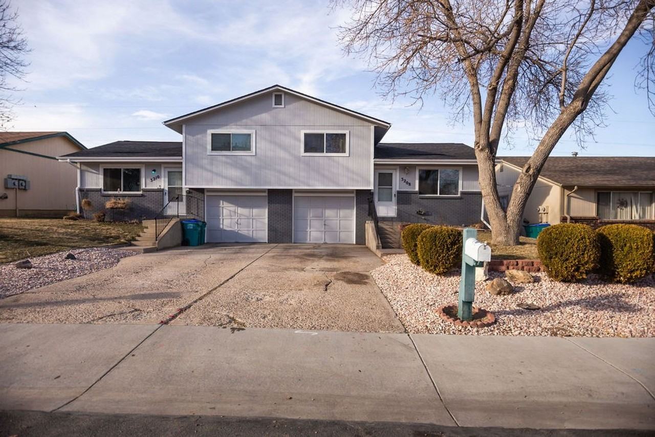 3208 Spruce Dr - Photo 2 of 25