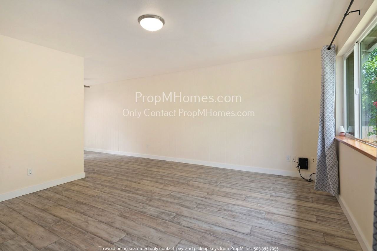 5829 Se 80th Ct - Photo 4 of 18