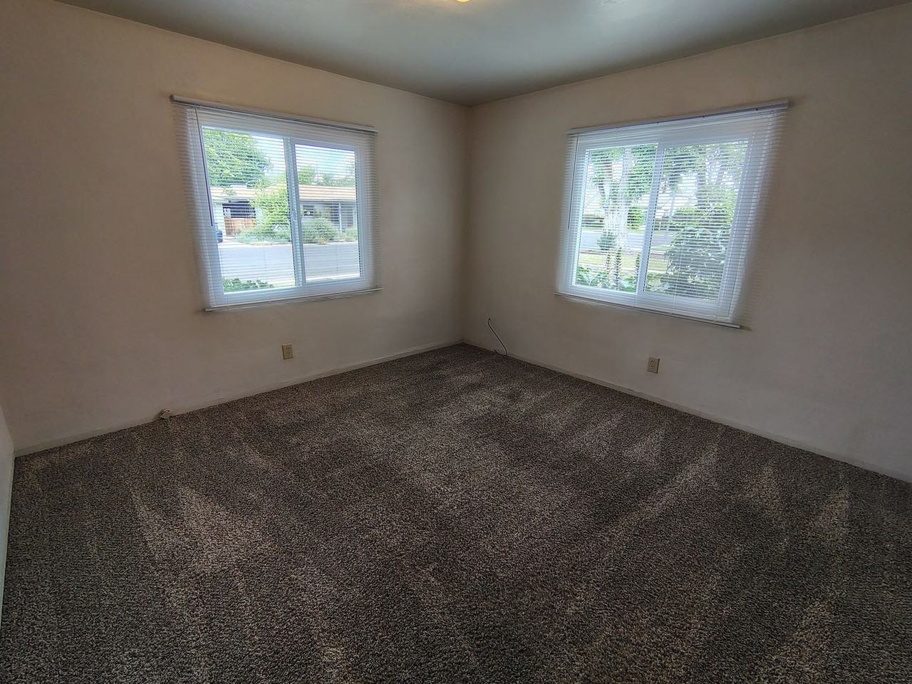 408 Fusco Ave - Photo 6 of 24