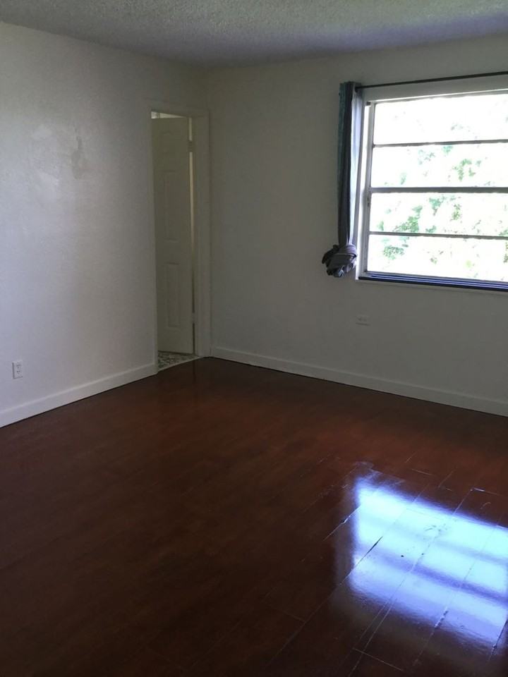 2454 Rio Pinar Lakes Blvd - Photo 6 of 21