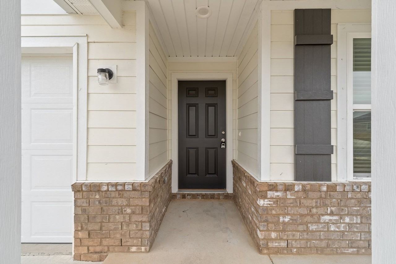 630 Whispering Creek Ave - Photo 3 of 32