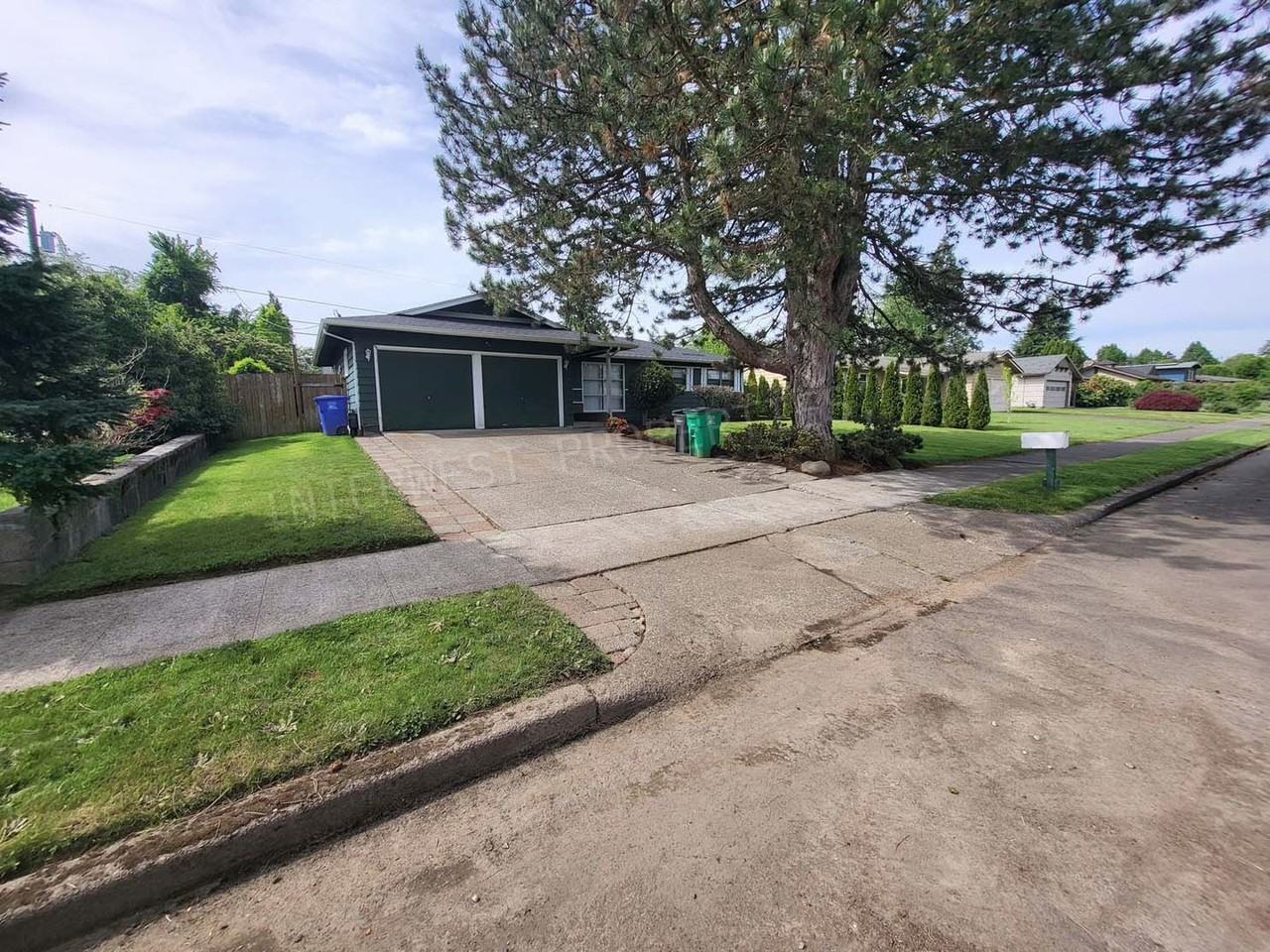 13946 Ne Knott St - Photo 2 of 31