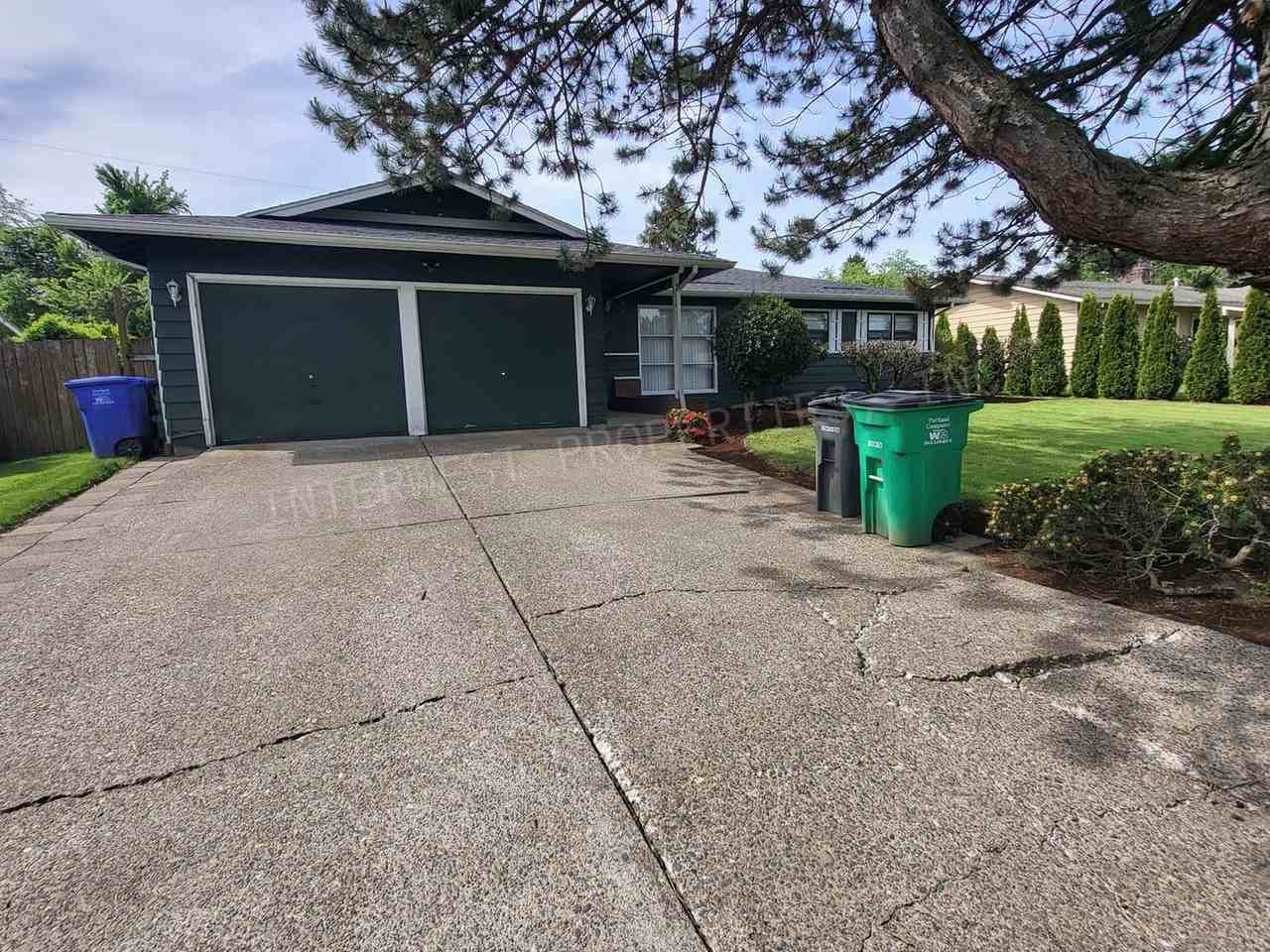 13946 Ne Knott St - Photo 4 of 31
